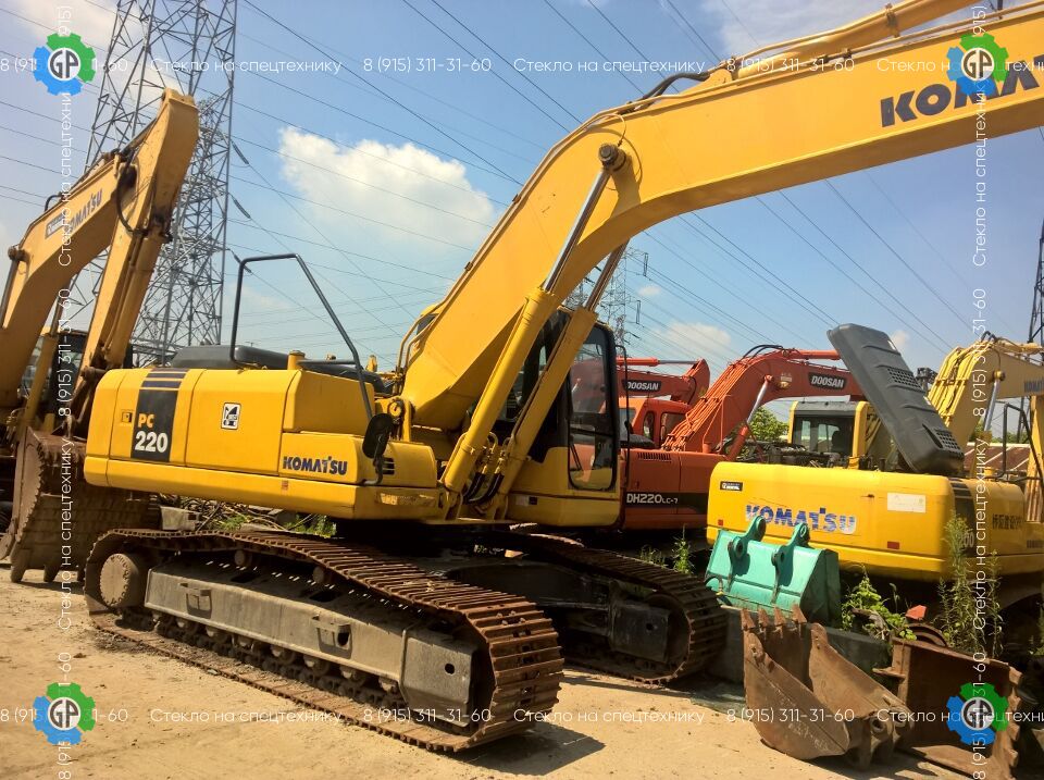 220 7. Экскаватор Komatsu pc220. Коматсу 220 экскаватор. Komatsu pc220-7. Гусеничный экскаватор Komatsu pc220.