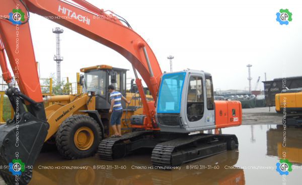 Стекло Лобовое верхнее (триплекс) для Hitachi EX100-5, EX120-5, EX200-5, EX300-5