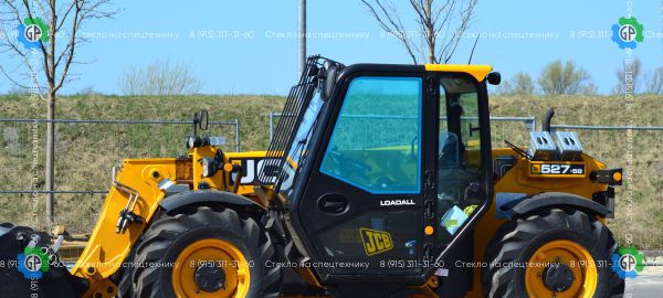 Стекло дверное левое верхние (закаленное) для JCB Loadall 527-58