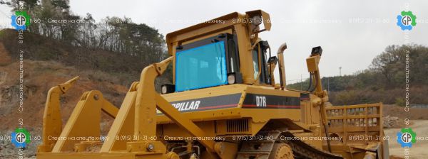 Стекло заднее не подвижная форточка (триплекс) для Caterpillar D7R