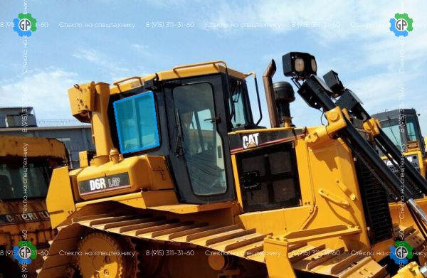 Стекло кузовное заднее правое (в резинку) (триплекс) для Caterpillar D6R