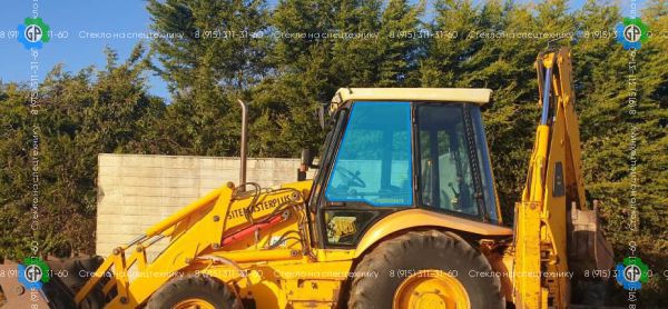 Стекло дверное левое верхние с вырезом (острый угол) (закаленное) для JCB 3CX (1997 год), 4CX (1997 год)
