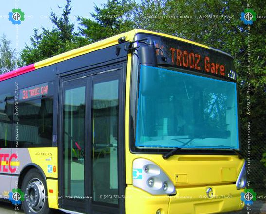 Стекло лобовое для Iveco Irisbus Citelis / UrbanWay ветровое (рейсоуказатель) (без ЗП) Размер 2622*1557