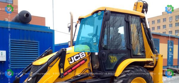 Стекло лобовое верхнее (триплекс) для JCB 3CX (индийская сборка) (2015 год), 4CX (индийская сборка) (2015 год)