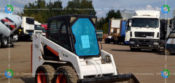 Стекло лобовое (закаленное) для Bobcat 751, 753