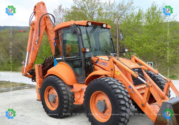 Стекло кузовной задний правый треугольник (закаленное) для Fiat-Hitachi FB100.2, FB200.2
