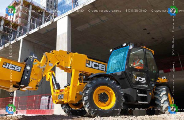 Стекло лобовое (триплекс) 827/80225 82780225 для JCB Loadall 531-70, Loadall 540-140, Loadall 540-170