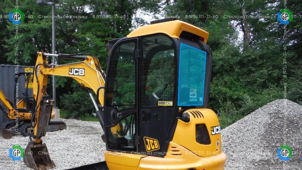 Стекло заднее (закаленное) для JCB 8035 ZTS, 8065 ZTS