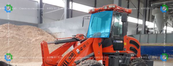 Стекло лобовое (закаленное) для Bull SL930
