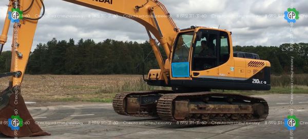 Стекло лобовое нижнее (закаленное) 71q6-02710 71q6-02711 для Hyundai Robex 210LC-9 (2011 год), Robex 260LC-9 (2011 год), Robex 290LC-9 (2011 год), Robex 300LC-9 (2011 год), Robex 330LC-9 (2011 год), Robex 450LC-9 (2011 год), Robex 480LC-9 (2011 год)