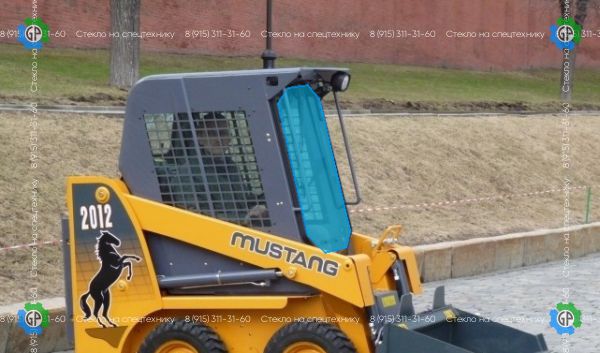 Стекло лобовое с отверстиями (закаленное) для Mustang 2012