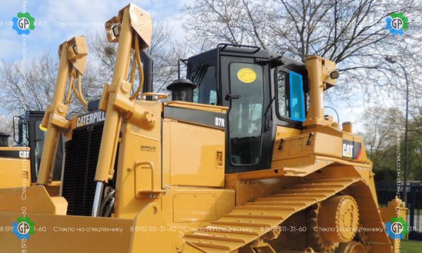 Стекло кузовное левое неподвижная форточка в резинку (закаленное) для Caterpillar D7R