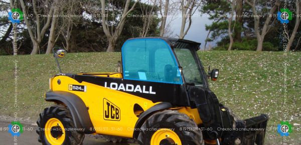 Стекло кузовное правое возле стрелы (закаленное) для JCB Loadall 524-50, Loadall 527-55, Loadall 540-40