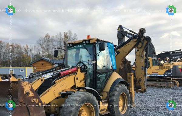 Стекло кузовное заднее левое верхние (закаленное) для Caterpillar 428E (2006 год), 432E (2006 год), 434E (2006 год), 444E (2006 год)