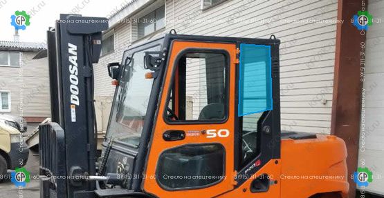 Стекло заднее верхнее неподвижное - (закаленное) для Doosan D35C-5, D35S-5