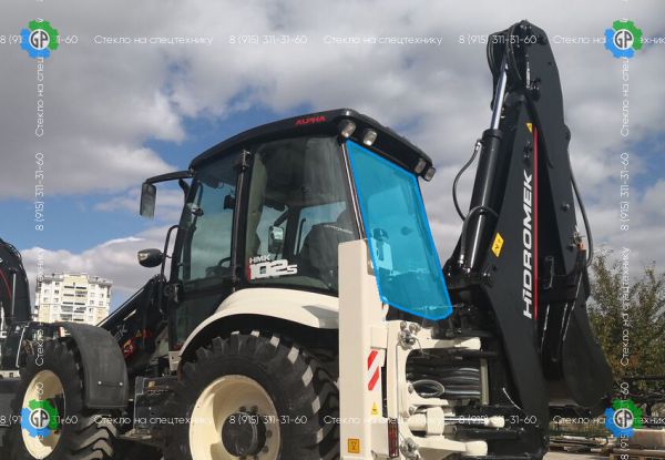 Стекло заднее (закаленное) f33-21014 для Hidromek HMK 102B (2010 год), HMK 102S (2010 год)