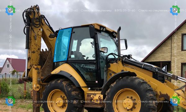 Стекло кузовное заднее правое верхние (закаленное) 325-9301 для Caterpillar 428F (2006 год), 432F (2006 год), 434F (2006 год), 444F (2006 год)