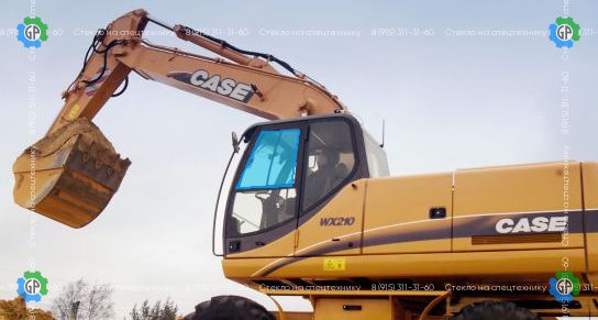 Стекло дверное левое без выреза под форточку (закаленное) для CASE CX350, CX370, CX470, CX700, WX130, WX210