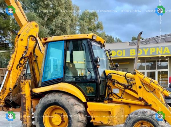 Стекло кузовное заднее правое (закаленное) для JCB 3CX (1997 год), 4CX (1997 год)
