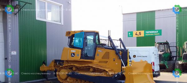 Стекло кузовное заднее правое (глухое) (закаленное) для John Deere 850J-II