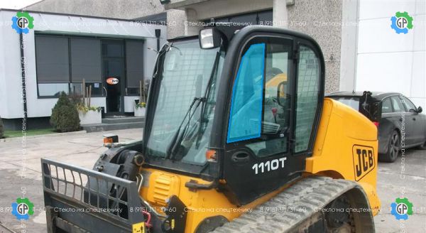 Стекло дверное левое (подвижная форточка) (закаленное) для JCB 1110T, Robot 160, Robot 180, Robot 190