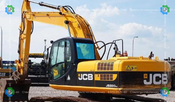 Стекло заднее (закаленное) 827/80218 | 82780218 для JCB JS 160 (2005 год), JS 180 (2005 год), JS 200 (2005 год), JS 220 (2005 год), JS 330 (2005 год)