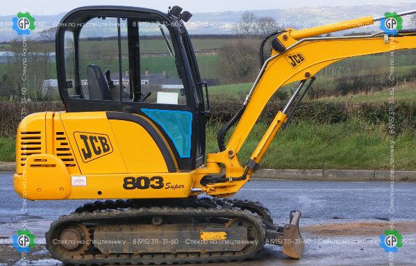 Стекло кузовное правое нижнее глухое (закаленное) для JCB 803 Super
