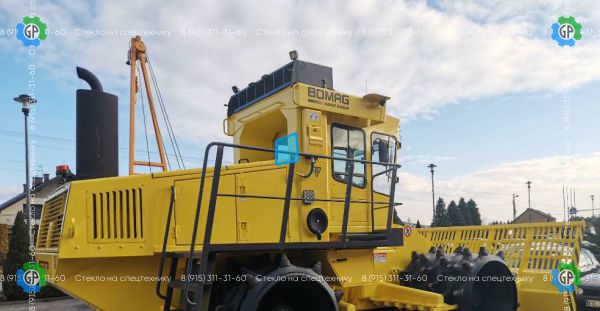 Стекло заднее (закаленное) для Bomag DC 772 RB