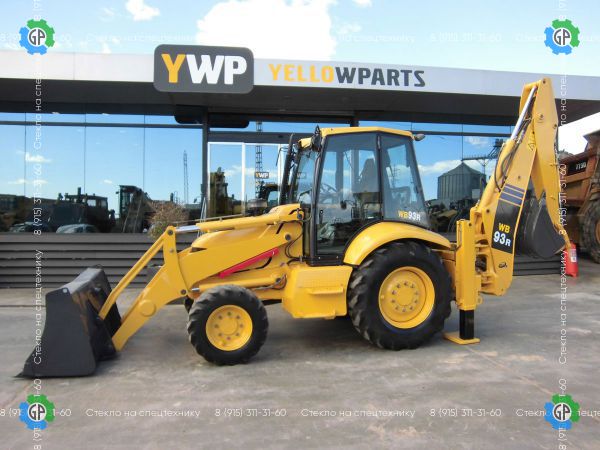 Экскаватор-погрузчик Komatsu WB93R-2