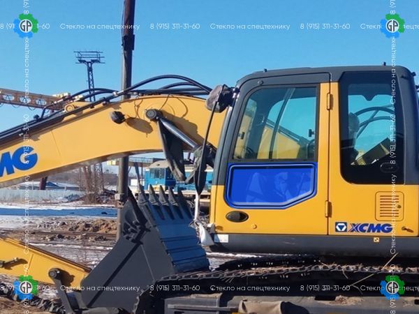 Стекло двери нижнее для XCMG XE 210WB, XE 225E