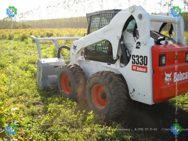 Колёсный мини-погрузчик Bobcat S330