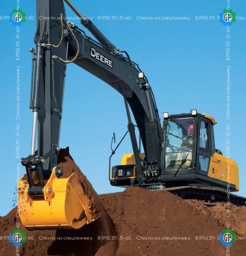 Гусеничный экскаватор John Deere E240LC