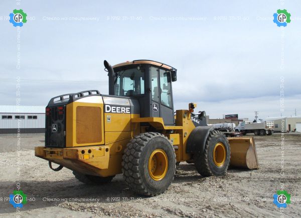 Колёсный погрузчик John Deere 544K (2000 год)