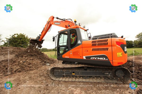 Гусеничный экскаватор Doosan DX140LC