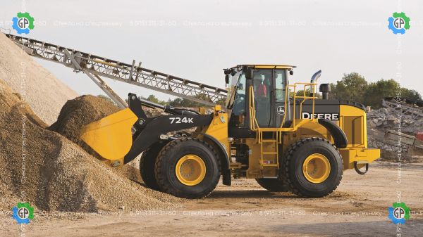 Колёсный погрузчик John Deere 724K