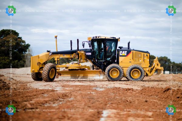 Грейдер Caterpillar 140M