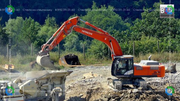 Гусеничный экскаватор Hitachi Zaxis 350 (2011 год)