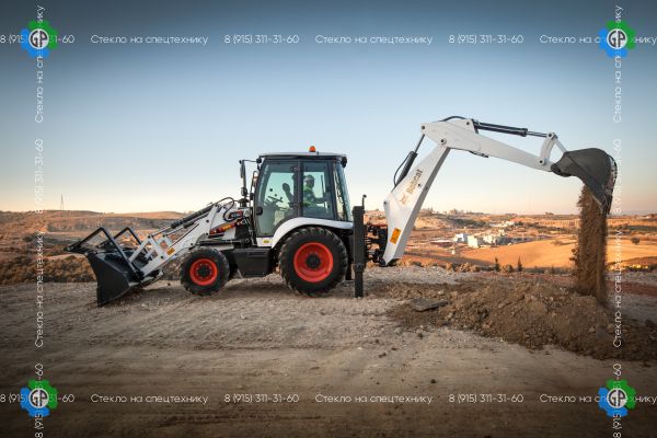 Экскаватор-погрузчик Bobcat B730