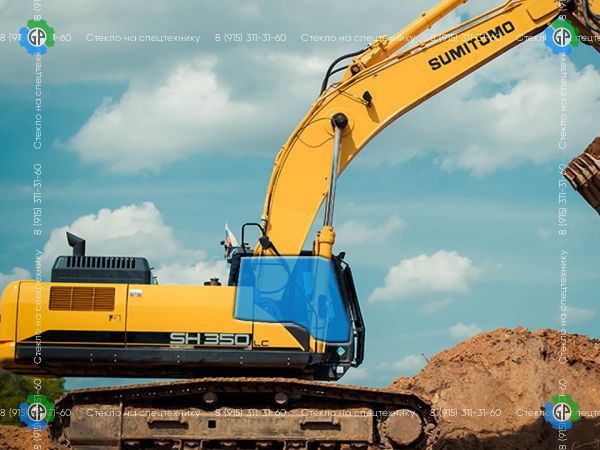 Стекло кузовное правое возле стрелы (закаленное) khn14890 для Sumitomo SH 210-5
