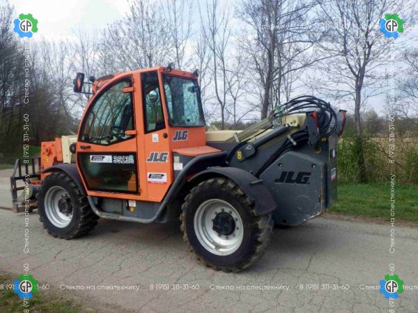 Телескопический погрузчик JLG 3513PS
