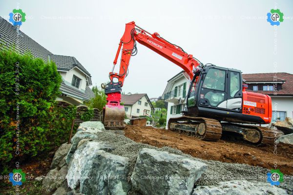 Гусеничный экскаватор Hitachi Zaxis 130 (2003 год)