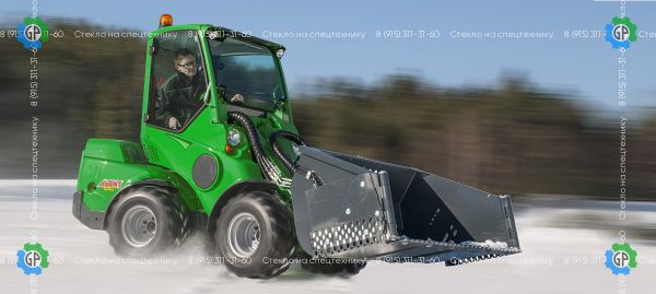Колёсный мини-погрузчик Avant 640