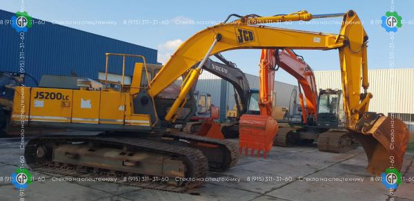 Гусеничный экскаватор JCB JS 200 (1997 год)