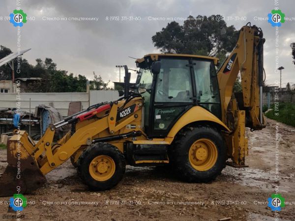 Экскаватор-погрузчик Caterpillar 432F (2006 год)