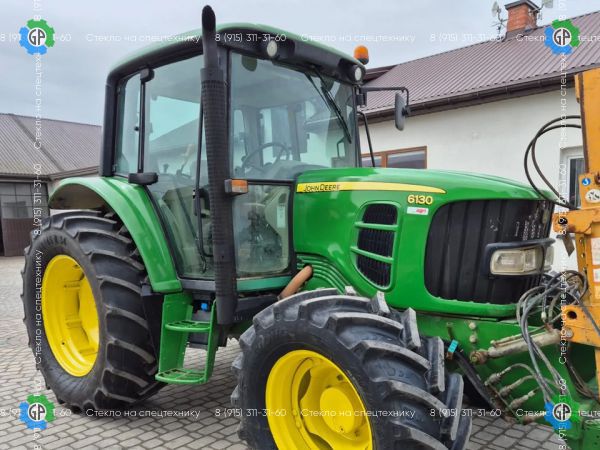 Трактор John Deere 6130
